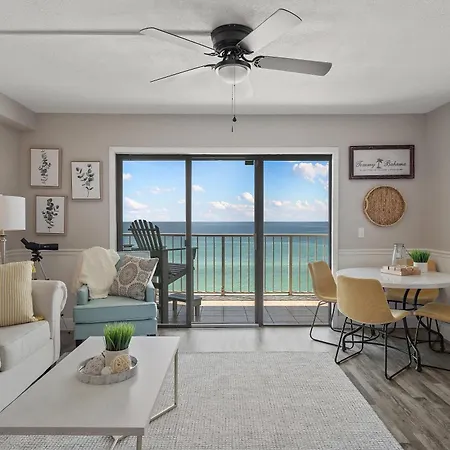 The Summit 919 Apartment